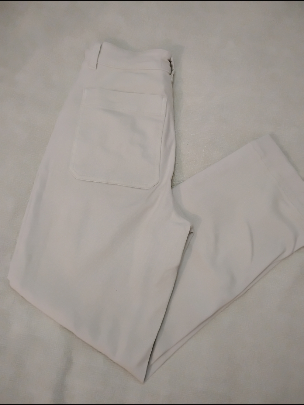 Everlane High-Rise Jeans in Off-White
